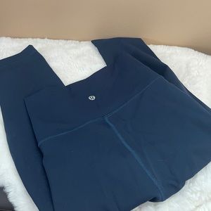 LULULEMON 28” Wunder Under Tight